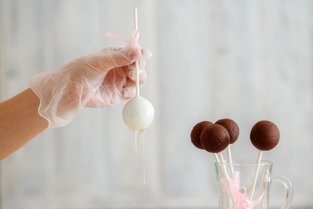 How to freeze cake pops