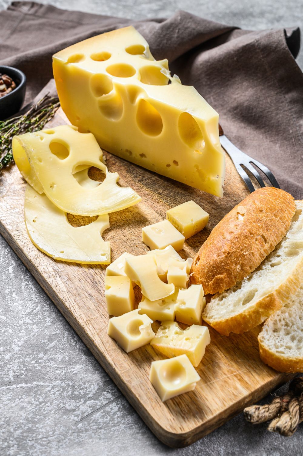 Como descongelar o queijo suíço