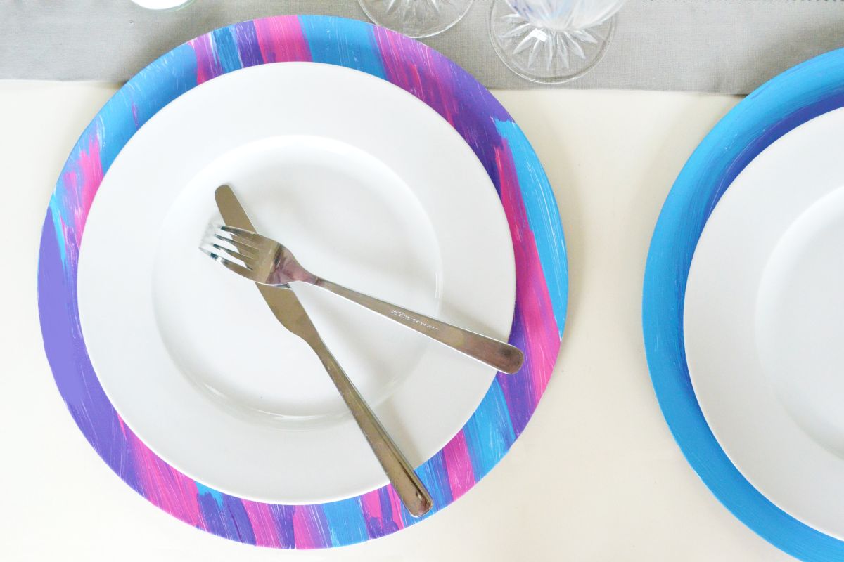 DIY Hand Painted Plates
