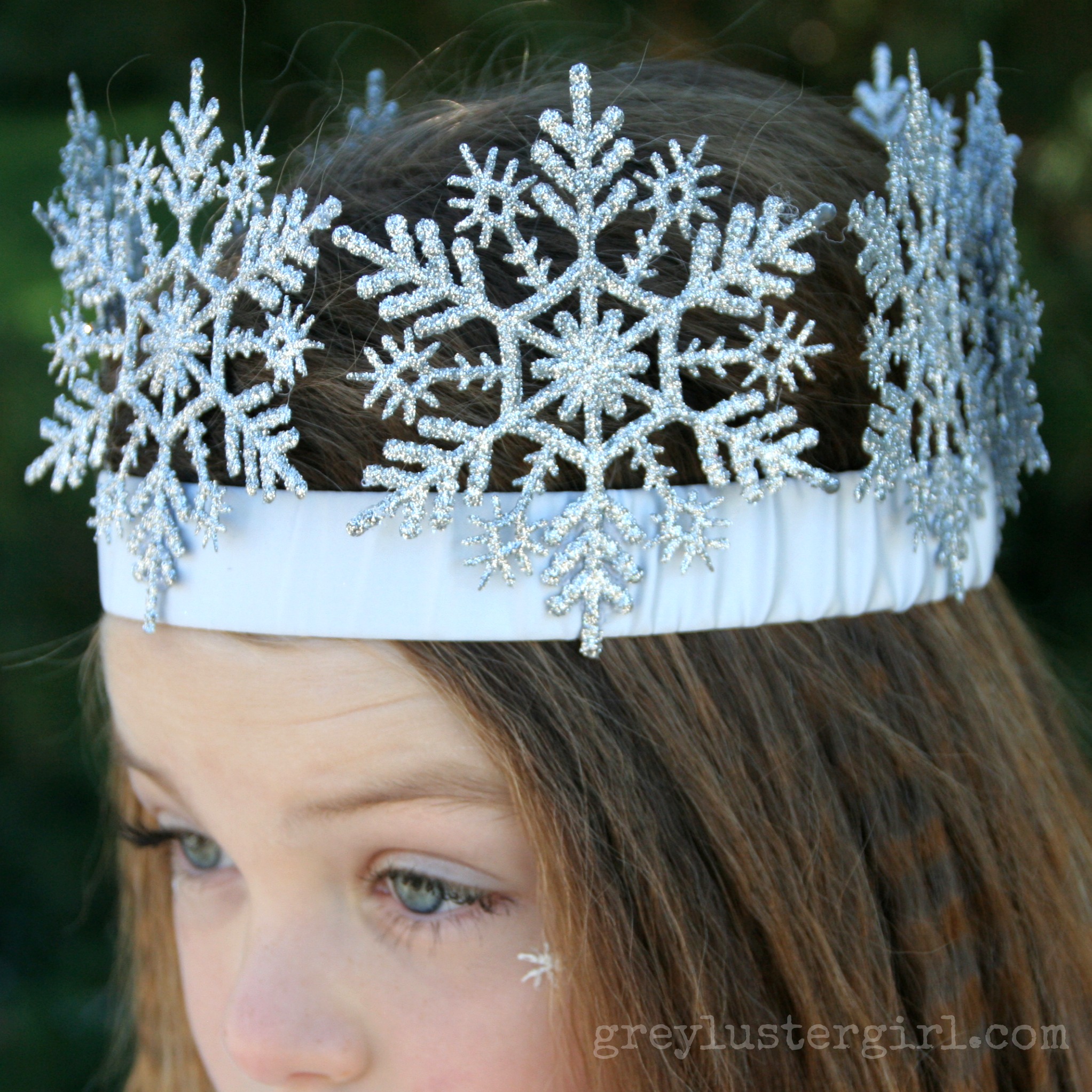 DIY Snowflake Crown