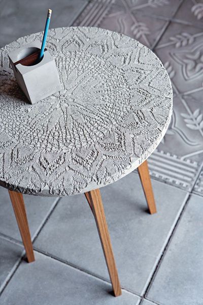 18 Diy Concrete Coffee And Side Tables, How To Make A Round Concrete Table Top