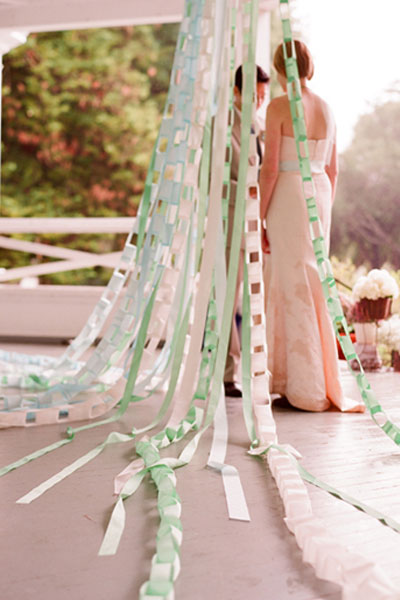 DIY Paper Chain Link Arch