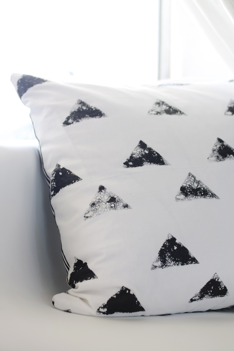 DIY Triangle Stamped Pillow
