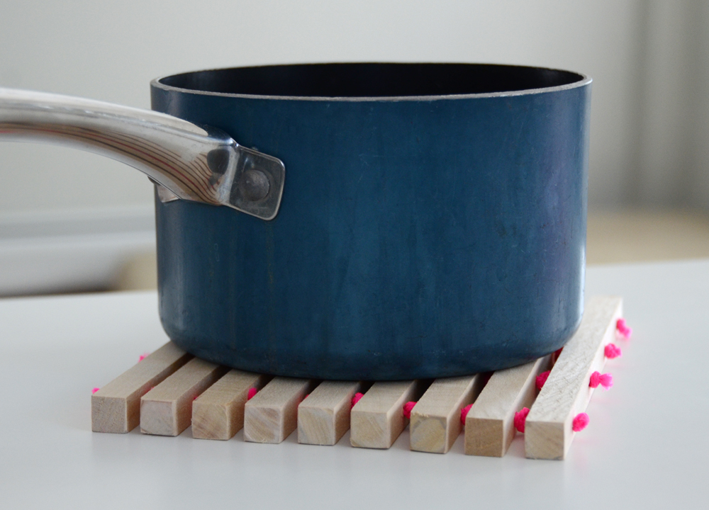 DIY Wooden Trivet Paint