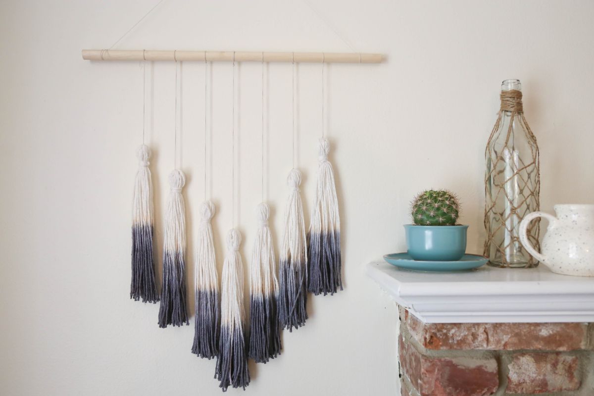 Ombre Tassel Wall Hanging