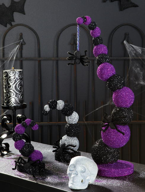 DIY Halloween Table Centerpiece