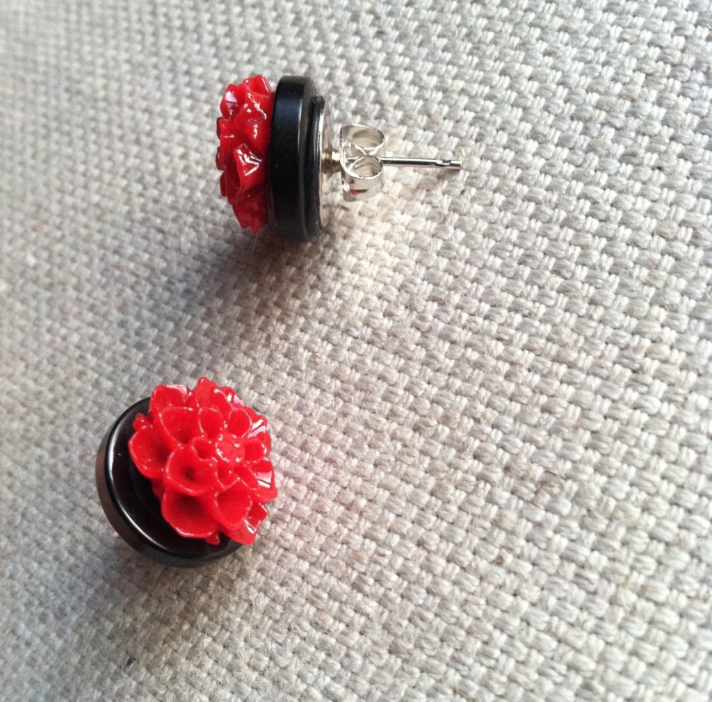 diy button earrings