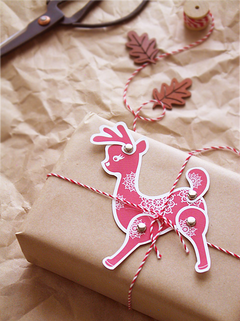 Movable Reindeer Christmas Gift Tags