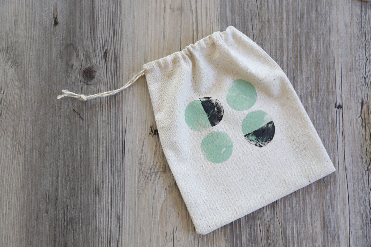 DIY Painted Favor Bags