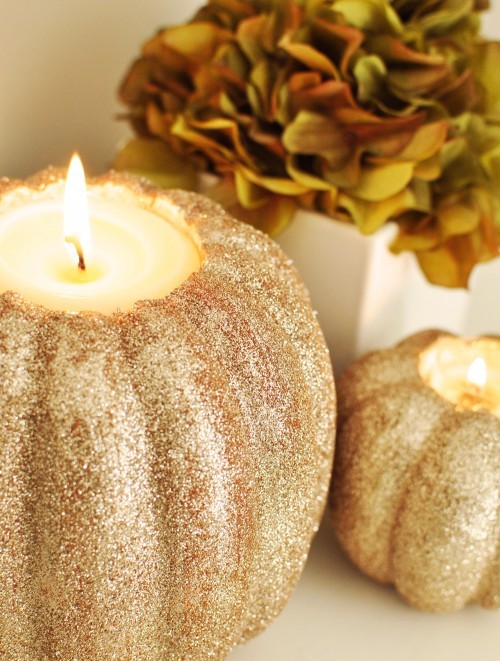 Glittered Pumpkins DIY Thanksgiving Centerpiece