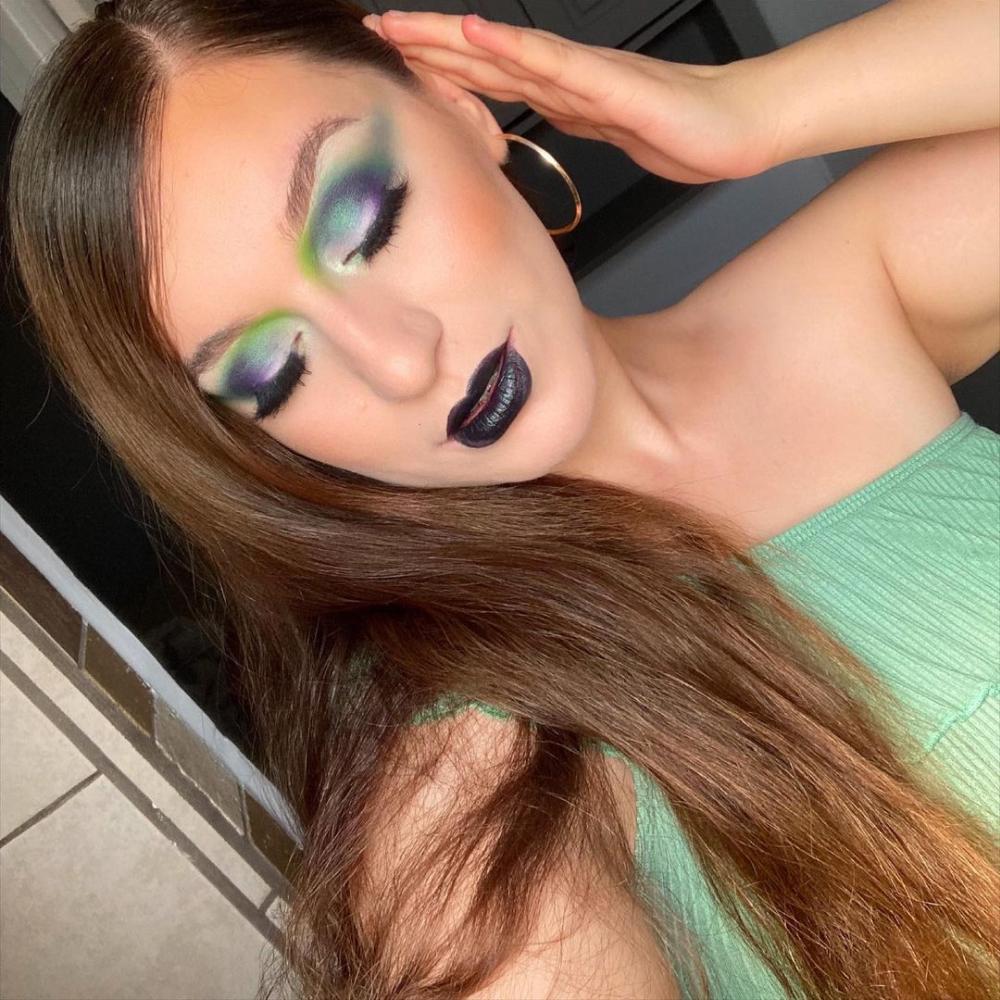 sexy green witch makeup