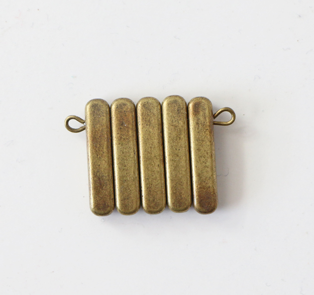 Simple DIY Brass Necklace – Create Loop