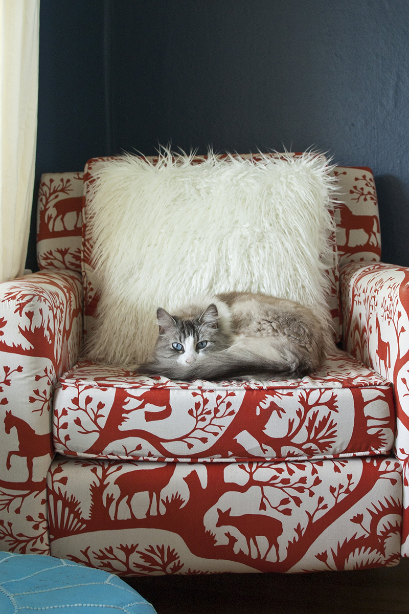 faux fur throw pillow diy