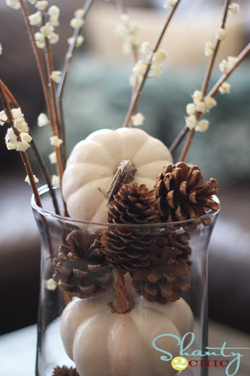 Pinecone Arrangement DIY Thanksgiving Decoration