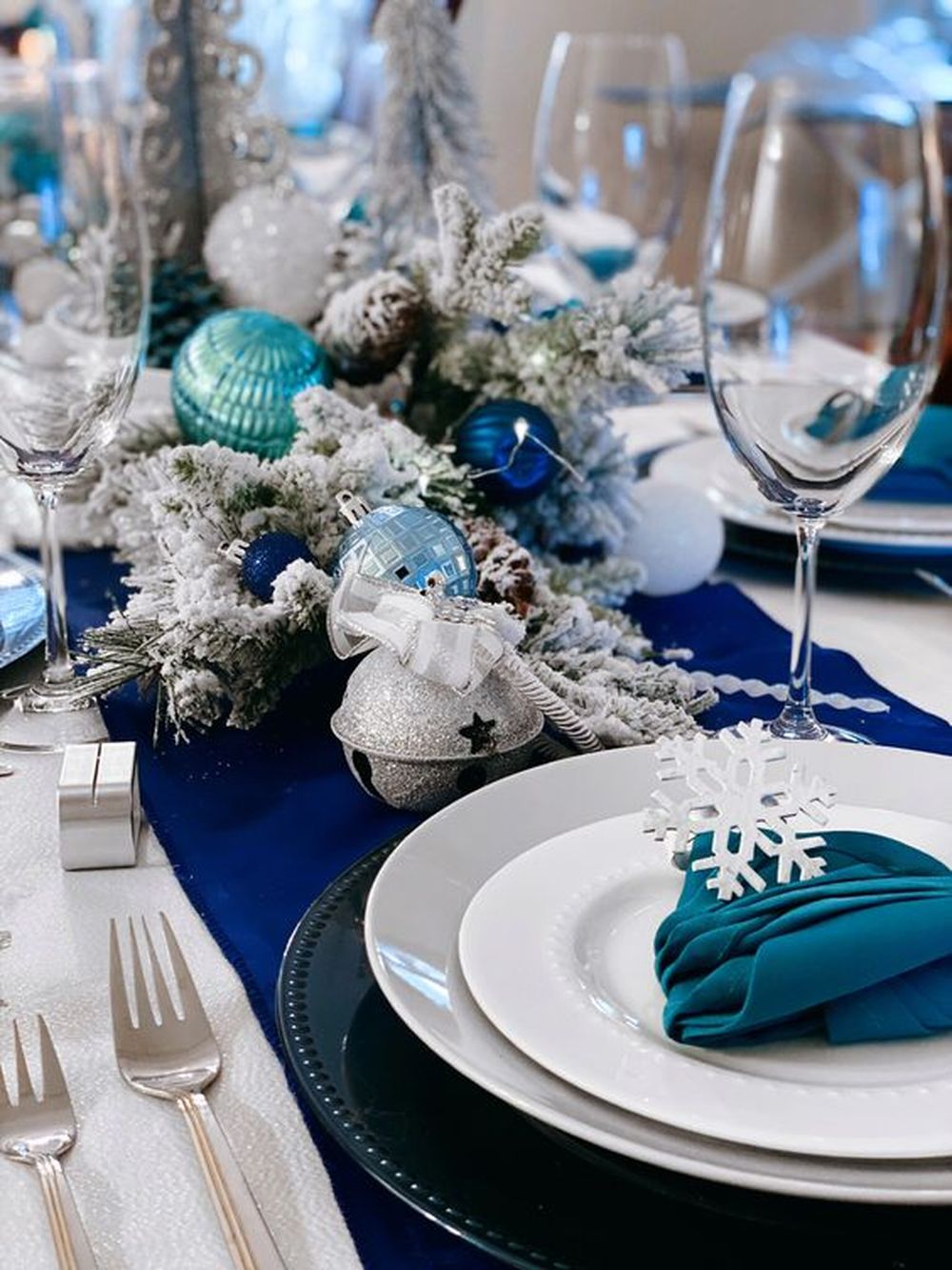 Blue christmas tablescape