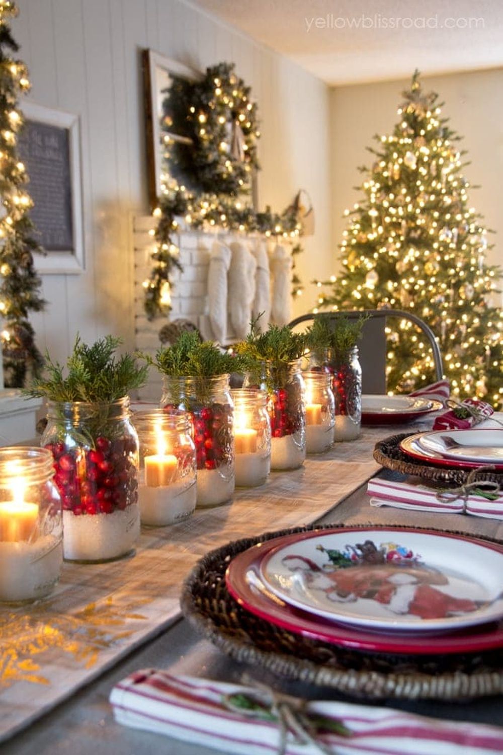 Classical red and white christmas tablescapes