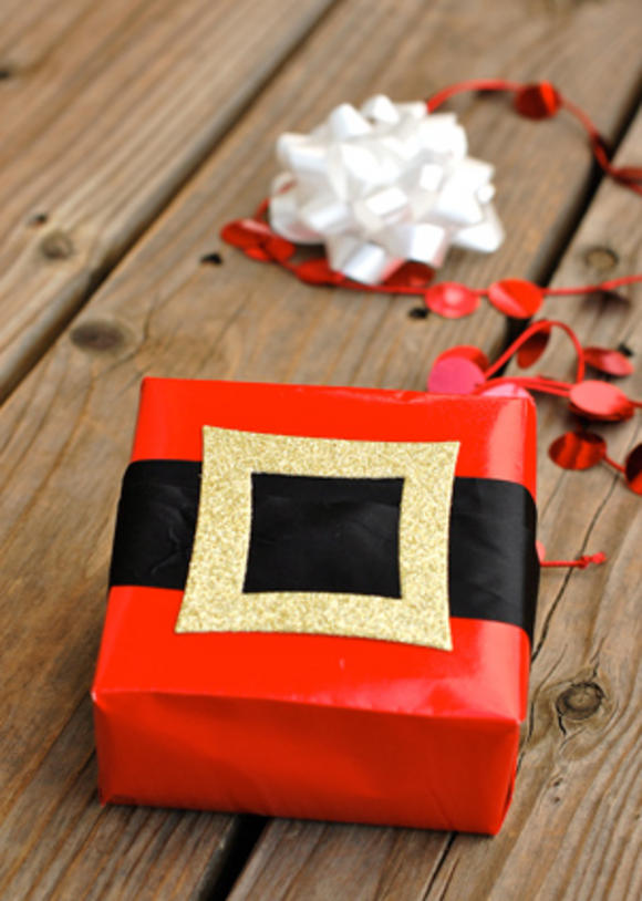 Christmas Gift Wrapping Ideas - Santa's Belt 