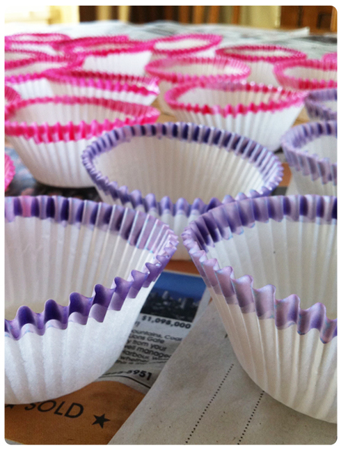 DIY Dip Dye Cupcake Liners