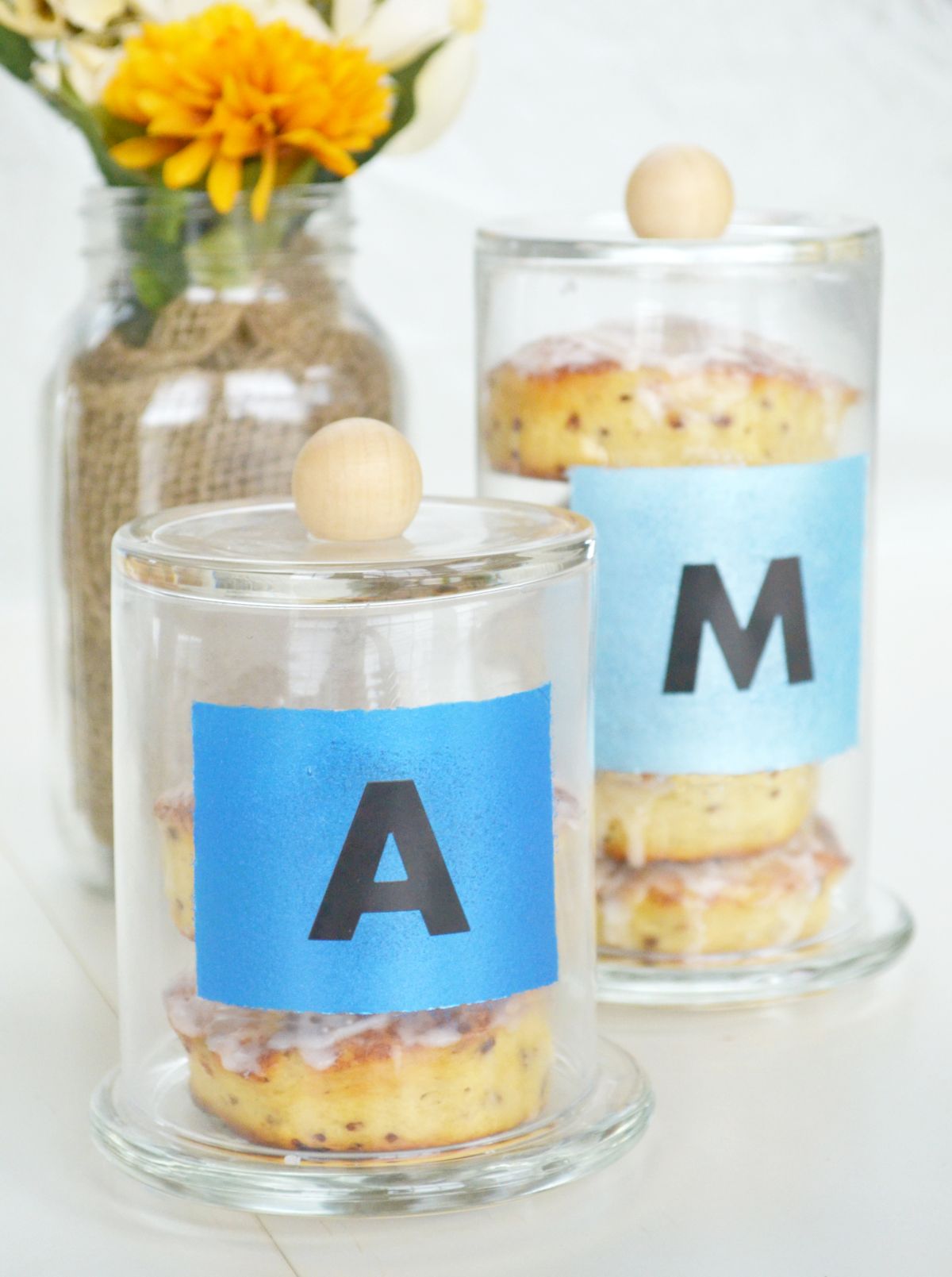 Holiday Gift DIY – Glass Pastry Jars