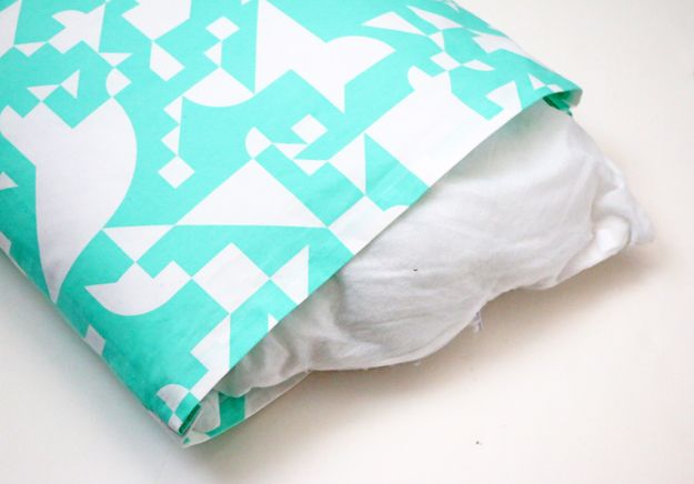 Create A Pillowcase Out of Napkins - inside