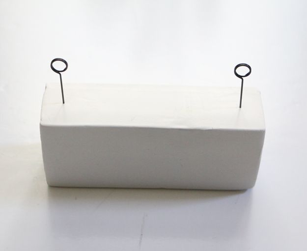 DIY Clay Desk Organizer - space between pins