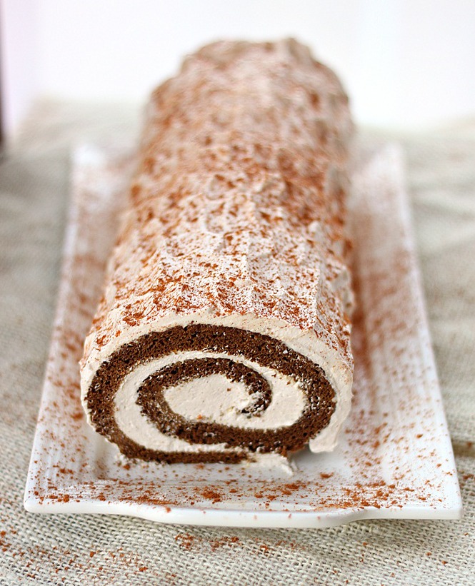 Gingerbread Roll Cake Recipe
