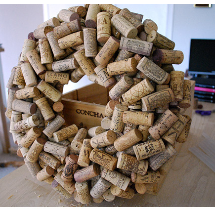 diy wine cork wreath