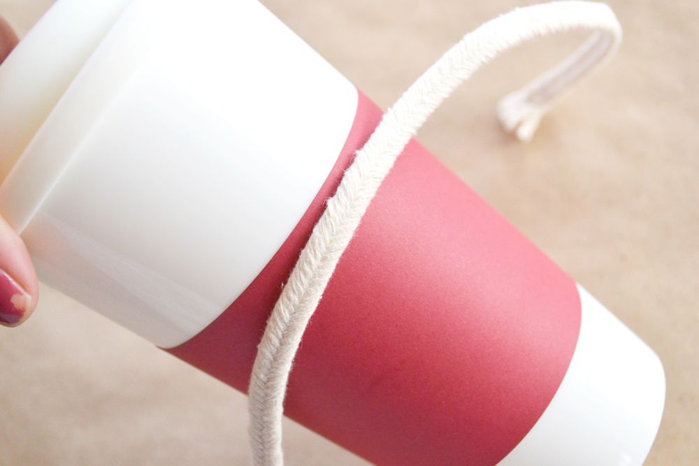 Make a Roped Cup Cozy - wrapping