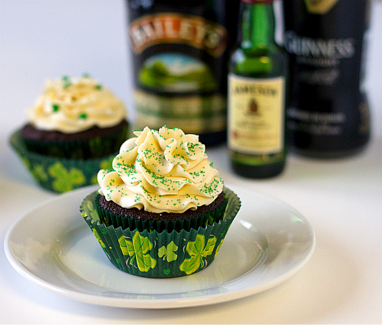 St. Patrick's Day Cupcakes - Guinness, Whiskey & Irish Cream 