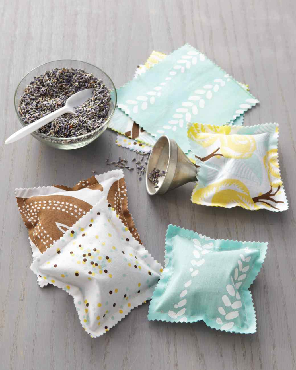 Scented sachets diy