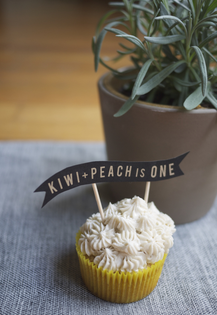 Spiked peach cupcakes