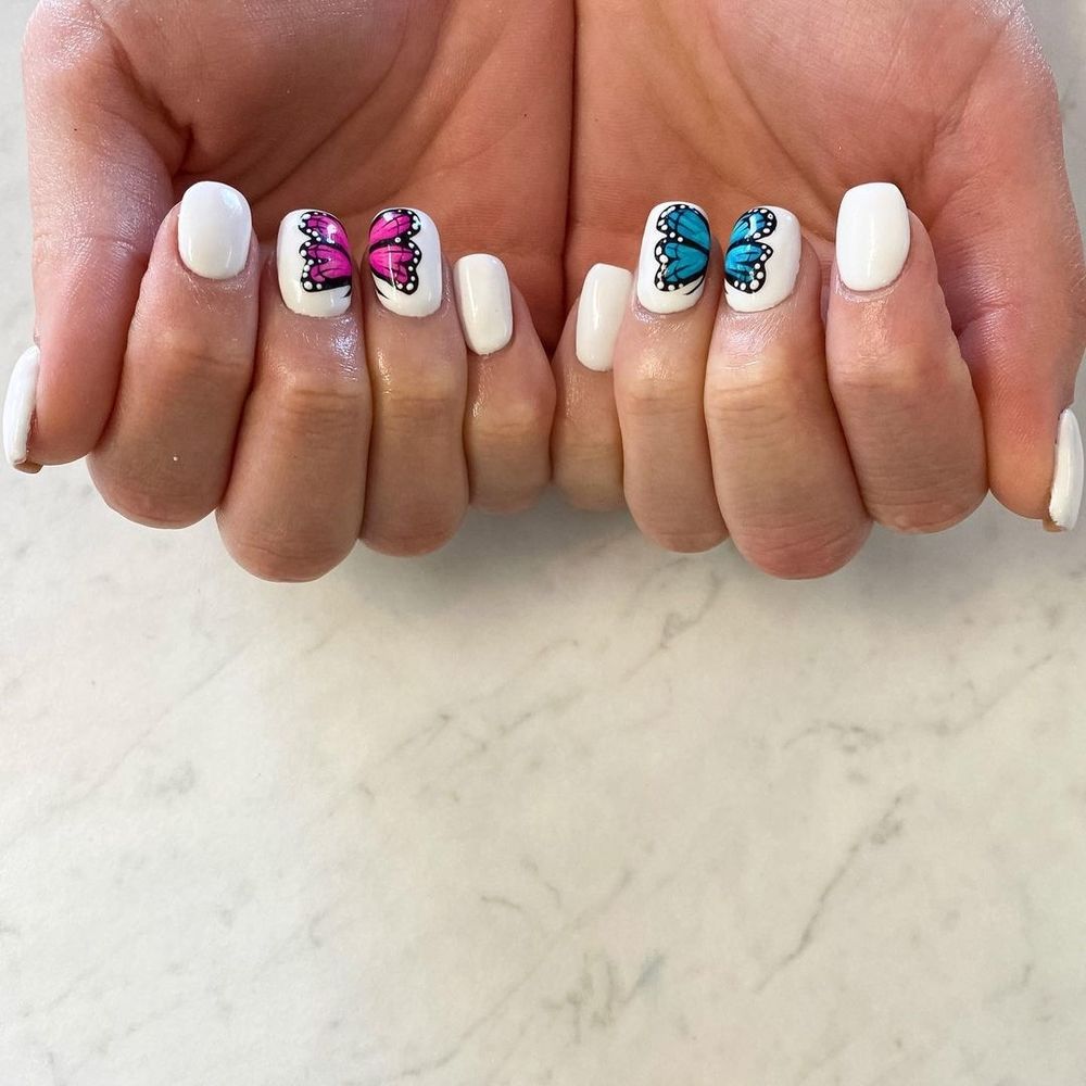 Butterfly - pink and blue nails