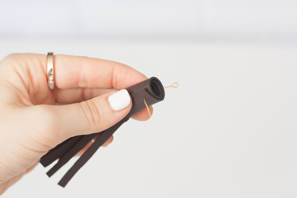 diy leather tassel necklace pin