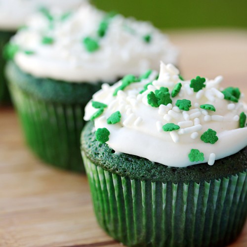 Green cupcakes