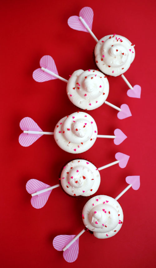 25 Valentine’s Day Cupcakes to Share with Your Loved Ones