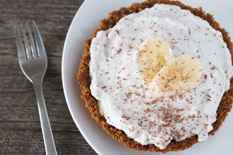 vegan-banana-coconut-cream-pie