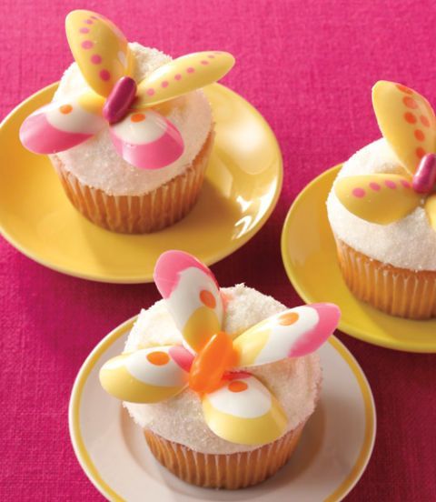Lemon Butterfly - Cute Easter Cupcake Ideas