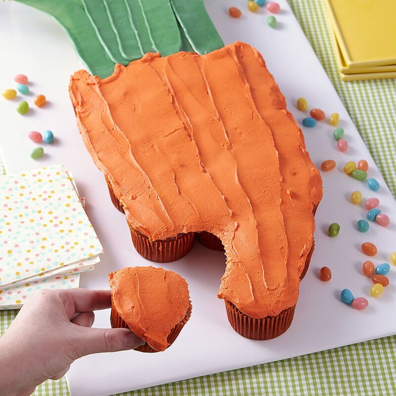 Carrot cupcake pull apart