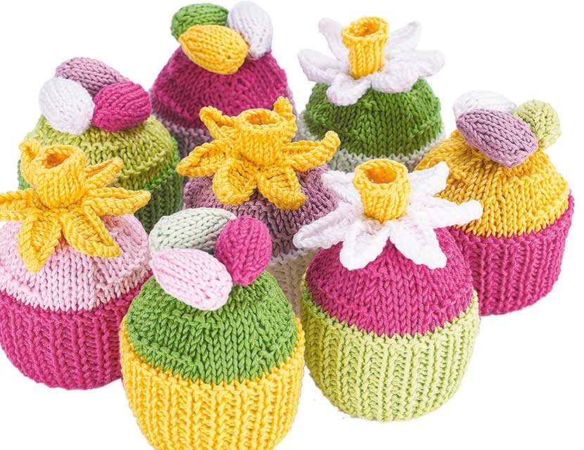 Knitted cupcakes