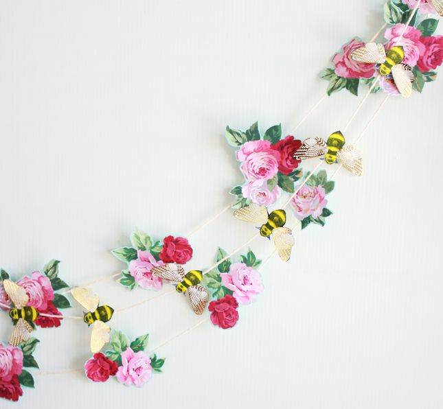 Paper flower bee garlands - Decorated Front Porches for Spring