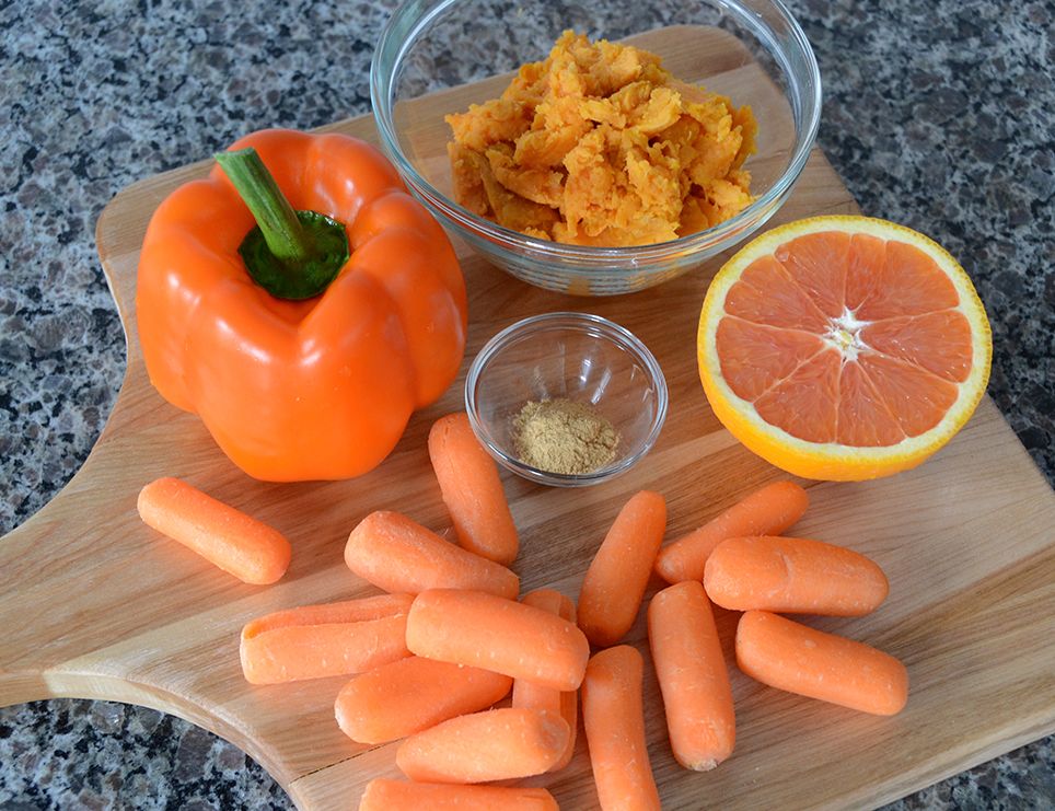 Ingrédients de la délicieuse recette de smoothie aux légumes à l'orange