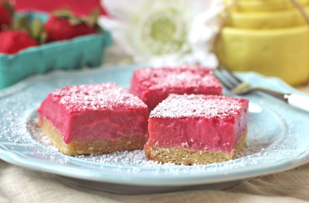 Healthy pink raspberry lemonade bars