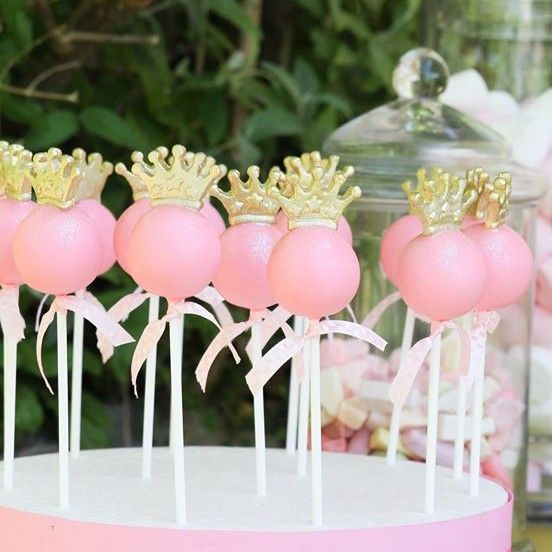 Princess tiara cake pops