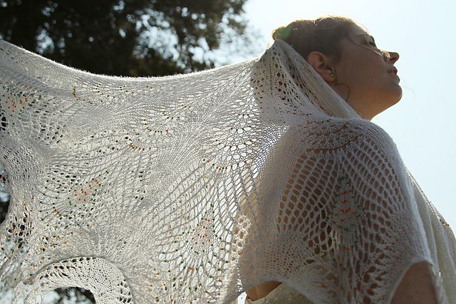 Snow peacock knitted bridal veil
