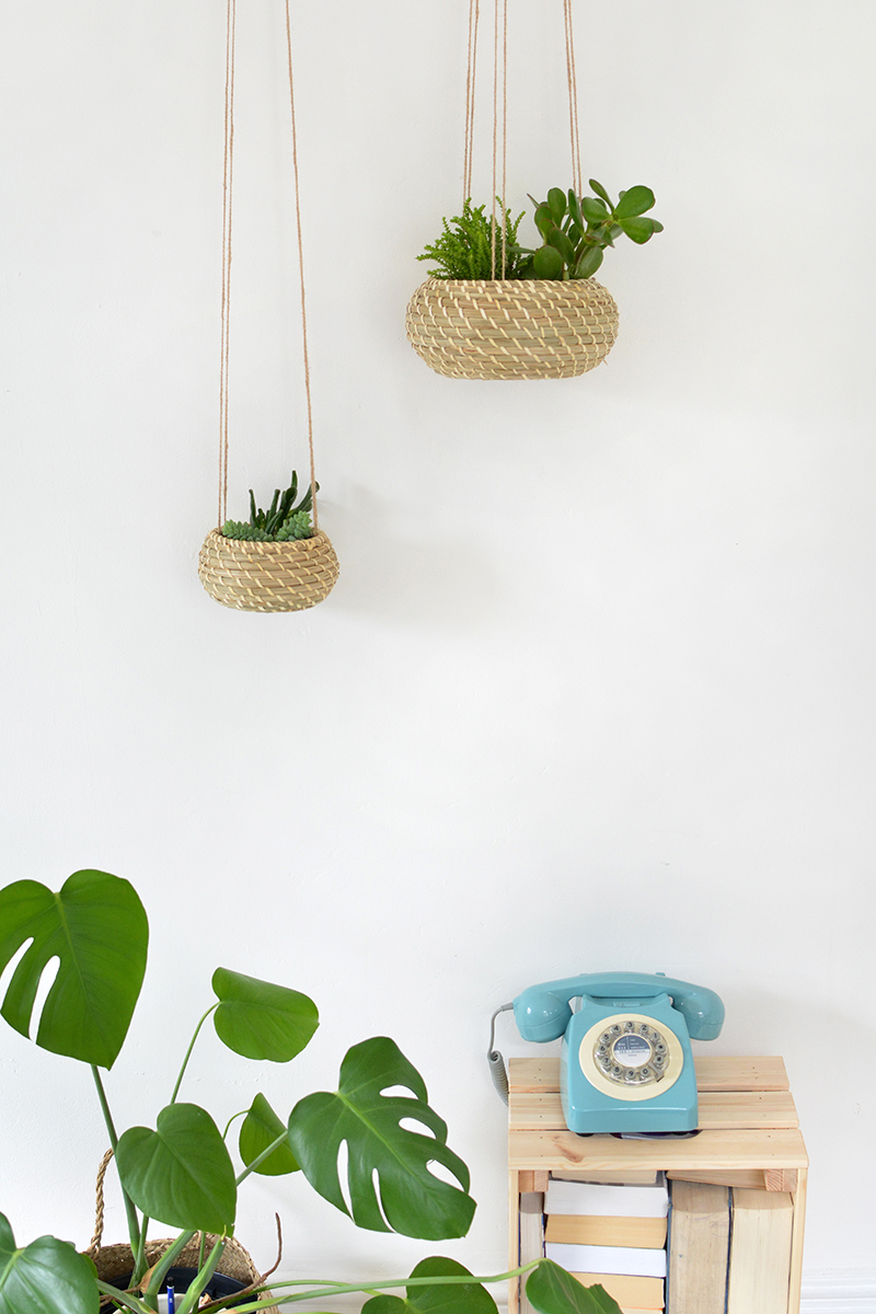 24 how to turn a basket into a planter