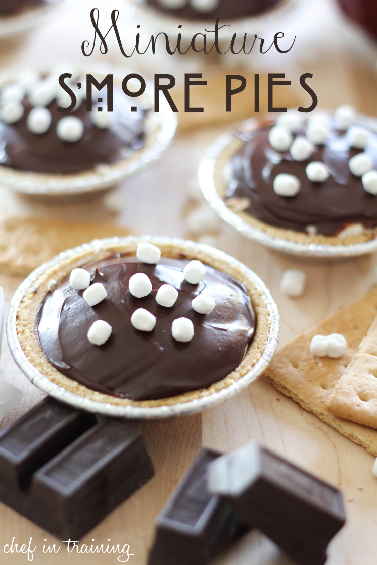 Mininature smore pies