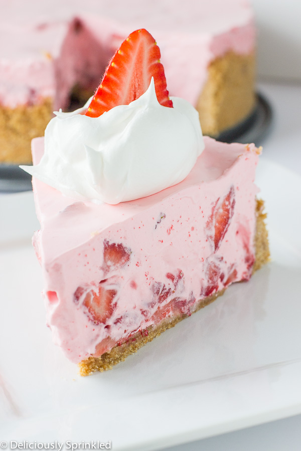 No bake strawberry cream pie