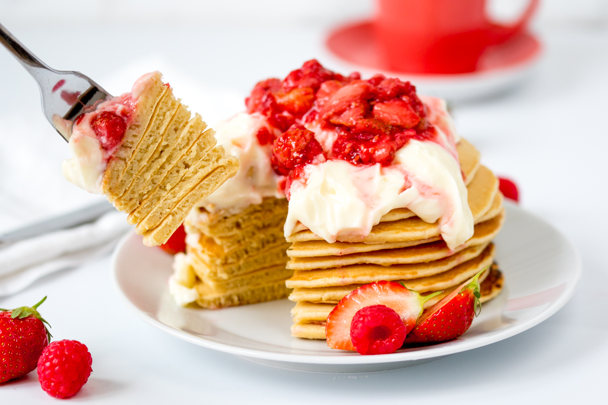 Strawberry cheesecake pancakes 5