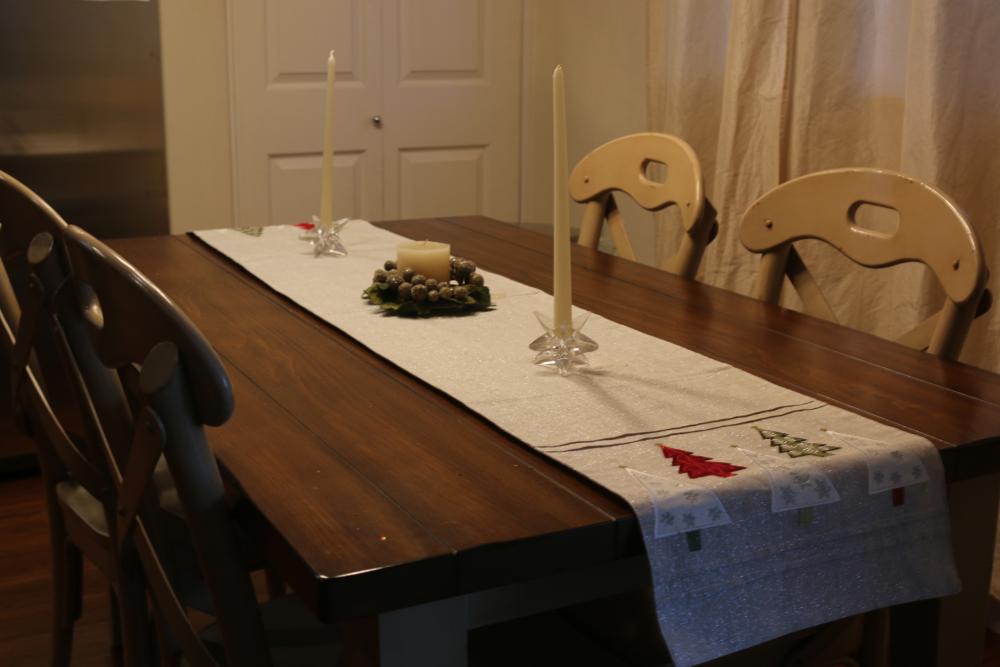 White christmas table runner with trees