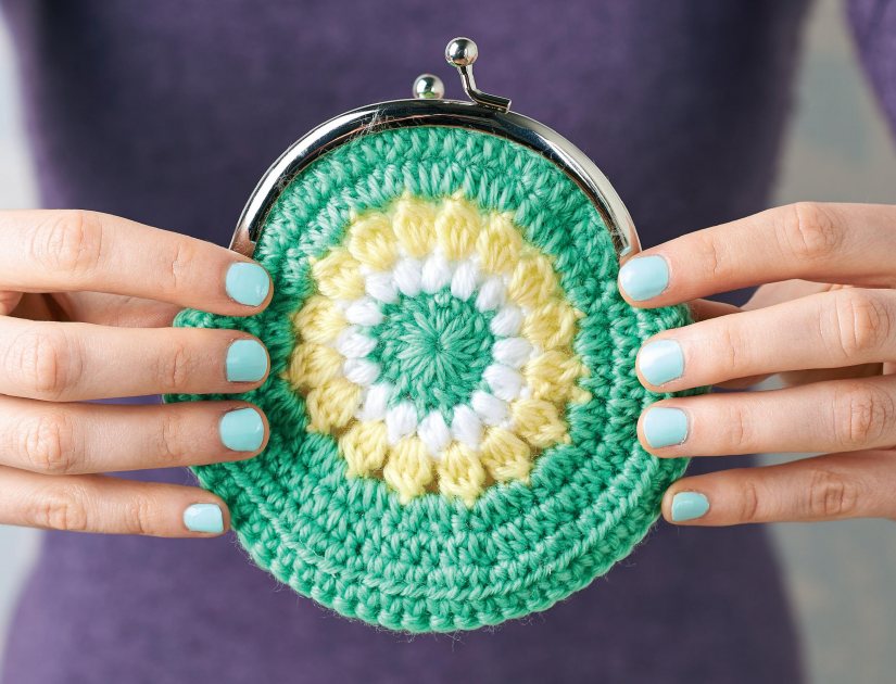 Crochet circle purse